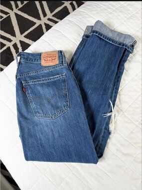 Levi’s Low Pro Straight leg jeans